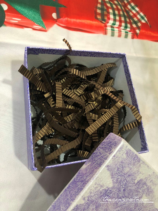 Giấy rơm gợn sóng